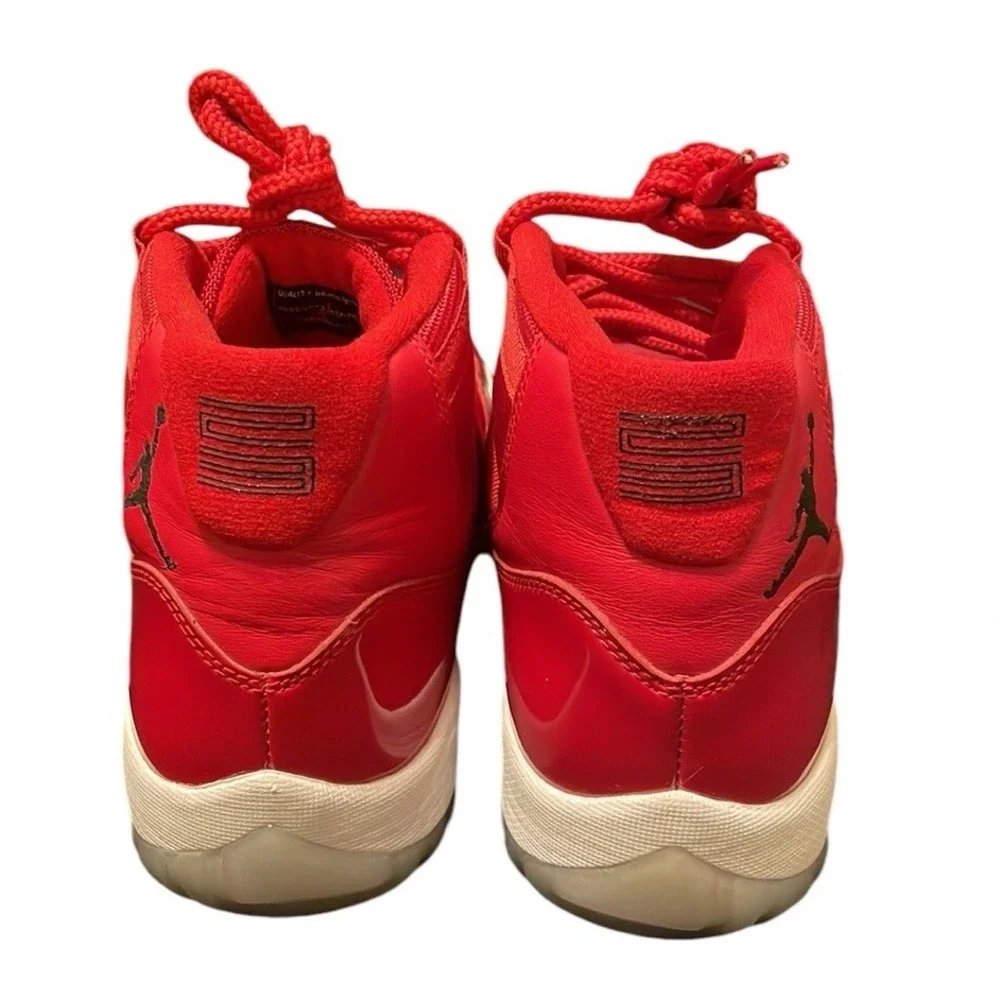 Nike Jordan Men's Red/White Retro Win Like 96 378037-623 Pre-Owned No Box Size 9